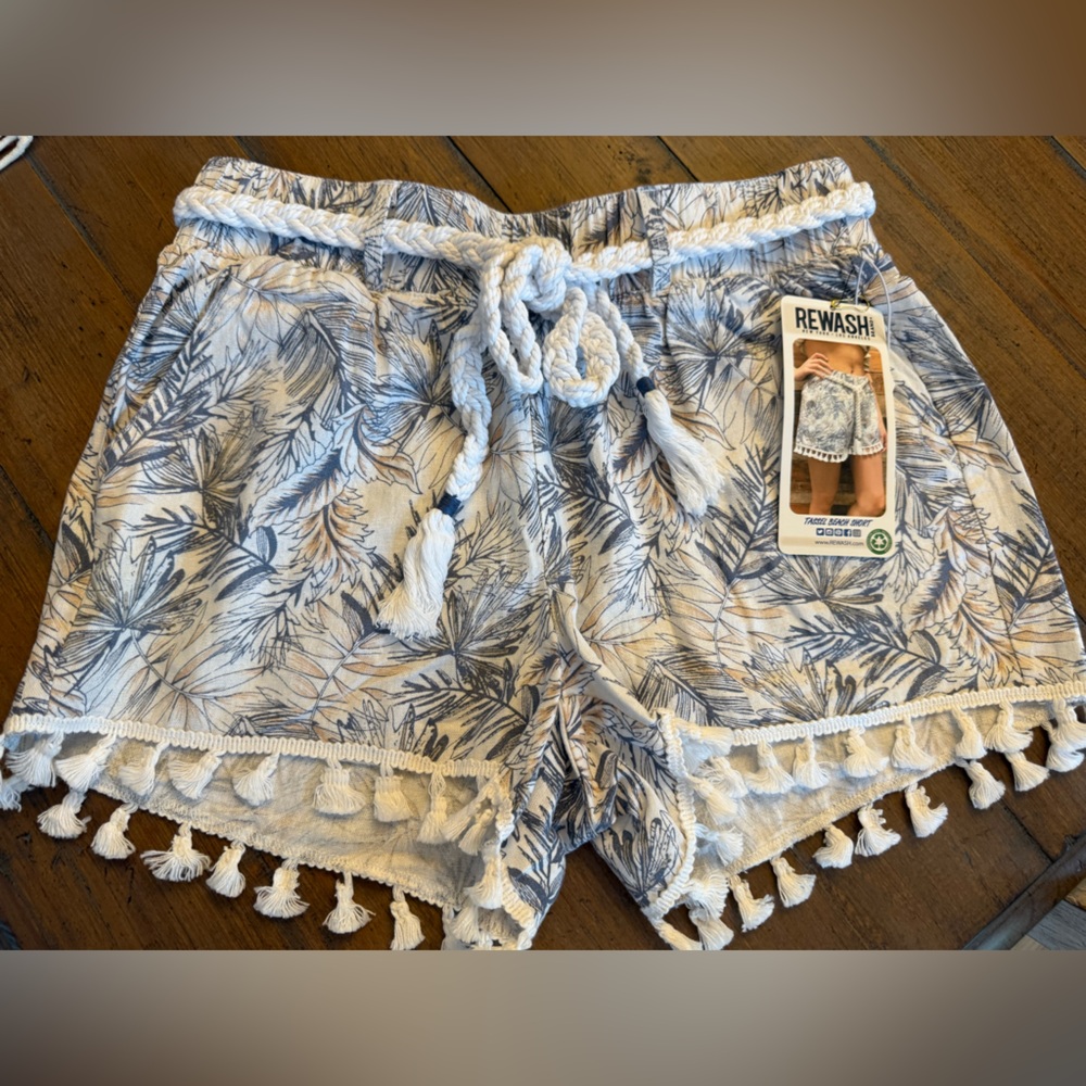 Rewash American Original printed tassel beach shorts. Size S. NWT.